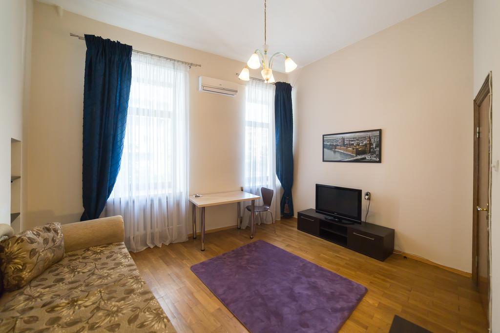 Cozy Apartment In Centre Of Kiev Esterno foto