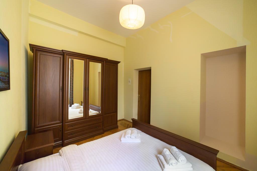 Cozy Apartment In Centre Of Kiev Esterno foto